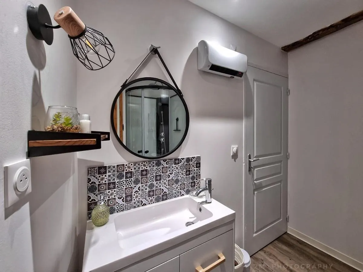 Logis Sainte Claire Apartment Montauban